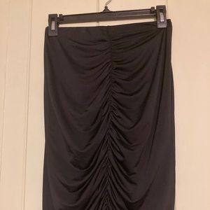 Fashion nova mid skirt